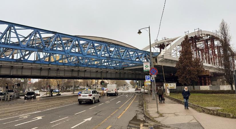 Napi 60 ezer autóval kevesebb: így épül a budapesti szuperhíd – képek