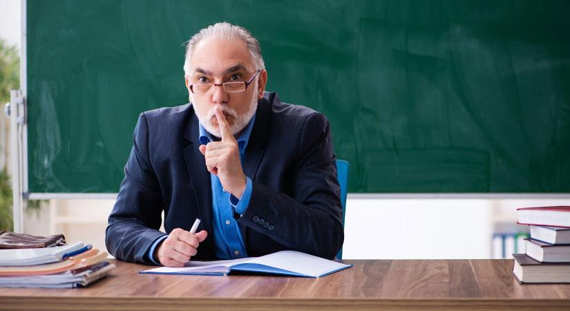 3 mondat hirtelen megrázta Magyarországot, egy iskolai tankönyv rejtette