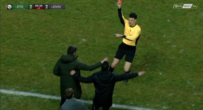 Összeszólalkozott egymással a Győri ETO és a Debrecen labdarúgócsapatának vezetőedzője a két együttes, mindkettőjüket kiállították