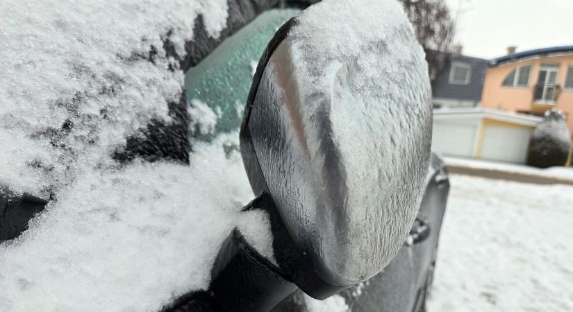 Kiadták a figyelmeztetést: jön az újabb adag ónos eső -és Holle anyó is újra rázendít