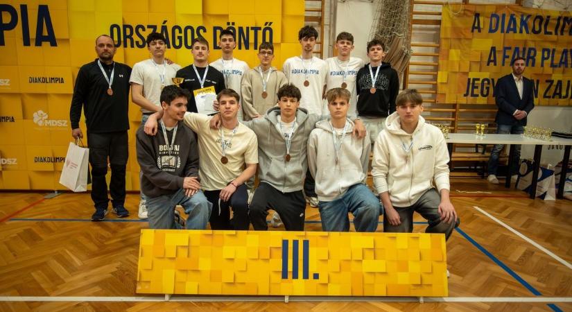 Harmadik lett a kecskeméti Bolyai gimnázium a röplabda diákolimpián
