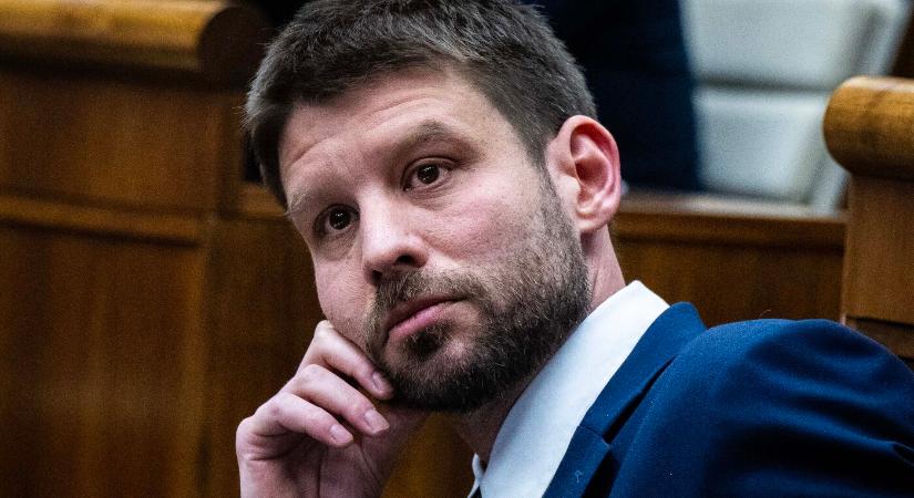 Šimečka: A kormányfőnek el kellene mondania, találkozott-e Epsteinnel és Bannonnal