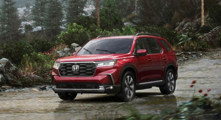 Automatikusan jelzi az úthibákat a Honda újítása