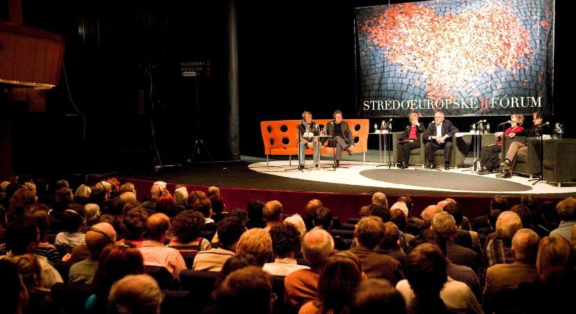 A rendőrség már vizsgálja Šimečková alapítványának ügyét