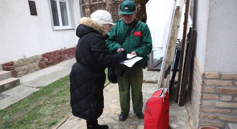 Megszólalt a Magyar Államkincstár: másként fizetik ki a 13. és a 14. havi nyugdíjat – ezen múlik, ki, mikor kapja meg