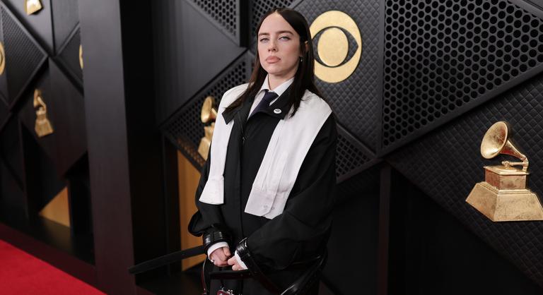„B*ssza meg az ICE”: Billie Eilish nyíltan kiállt a bevándorlók mellett a Grammy-díjátadón