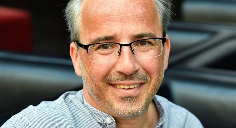 Az ivásba menekült a 33 év tévézés után kirúgott Gaskó Balázs