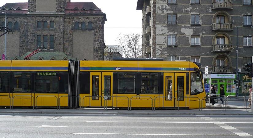 Félelem és rettegés Újbudán: visszatért a kerületbe a Joker-arcú rém