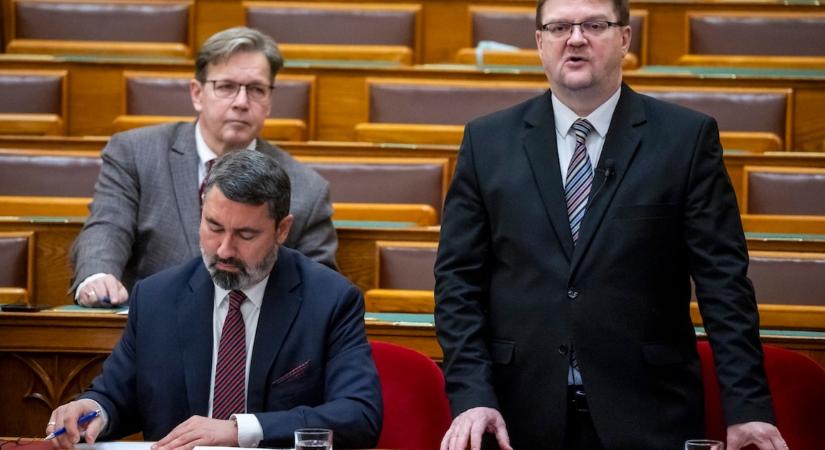 Répássy Róbert Z. Kárpátnak: Ez a kormány vezette be a kilakoltatási moratóriumot