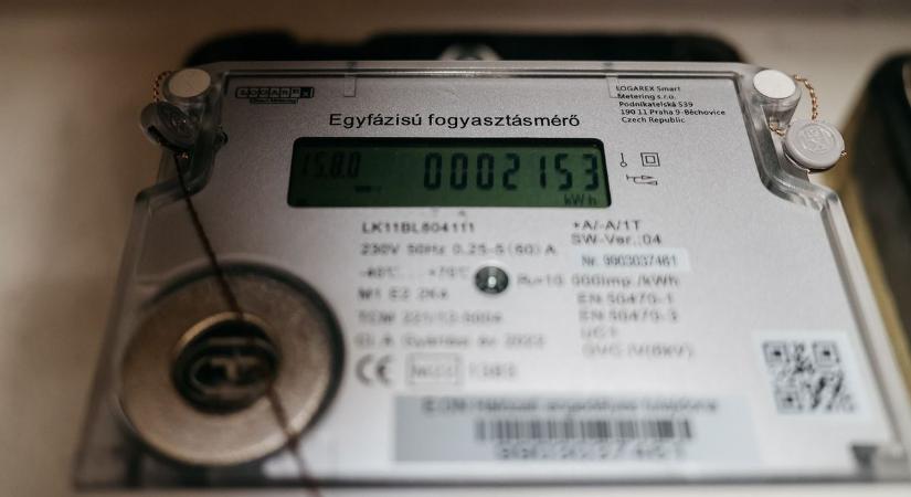 Megelégelte az államtitkár, kipakolt a rendszerhasználati díjról: "Ne hagyjuk, hogy átverjék a magyarokat"