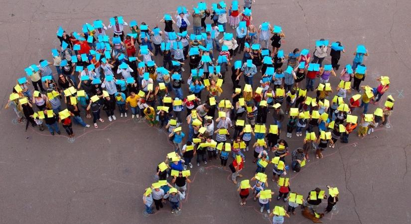 Az ukránok 52 százaléka ellenzi a területi engedményeket Donbász kérdésében, 40 százalék támogatja – felmérés