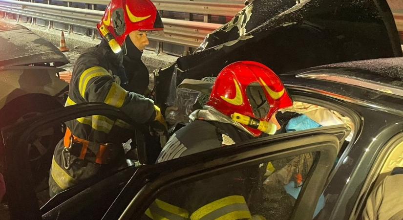 Súlyos baleset: három személy került kórházba