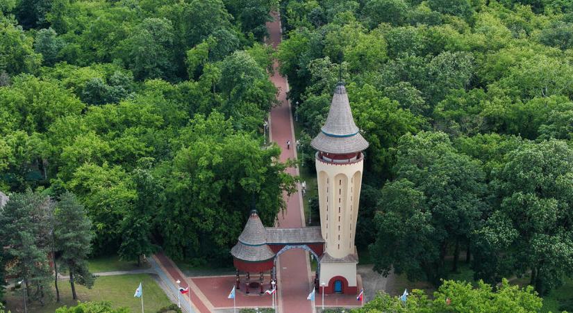 Felelőtlen és szakmaiatlan volt a Víztorony felújítása