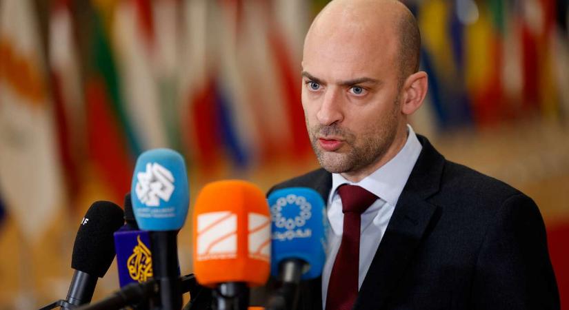 Párizs szerint Európának közvetlenül kellene tárgyalnia Oroszországgal