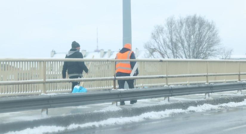 Medvék, havazás, NB I.-es visszatekintés és lángok a városban