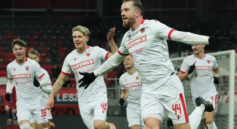 Védői góljainak köszönhetően folytatta menetelését az élvonal felé a Honvéd