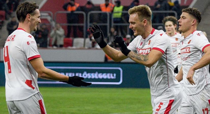 Ocsmány üzenetet fogalmaztak meg Fehérváron – de a végén Kispesten nevethettek (FOTÓ)