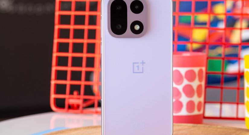 Brutális, 6 GHz-es processzorral és 9000 mAh-s akkuval jöhet a OnePlus 16