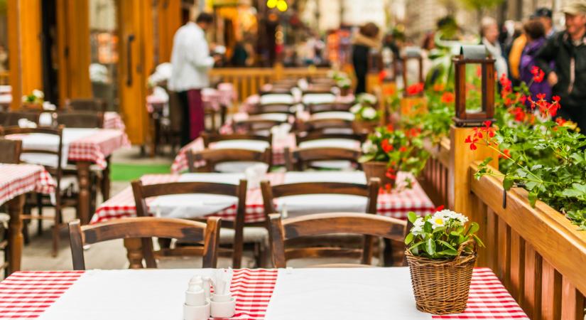 Itt a nagy mentőcsomag az éttermeknek - Mire számíthatnak a vendéglátósok?