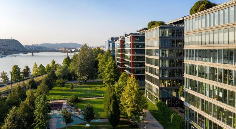 Kivonul Magyarországról az osztrák multi, újabb jelét adta a döntésnek: leírták, mi az oka — de most még óriási üzletet csináltak