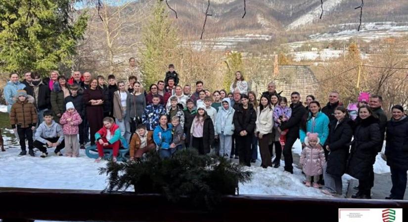 Síhétvégén a nagycsaládosok - Jó nekünk itt lenni