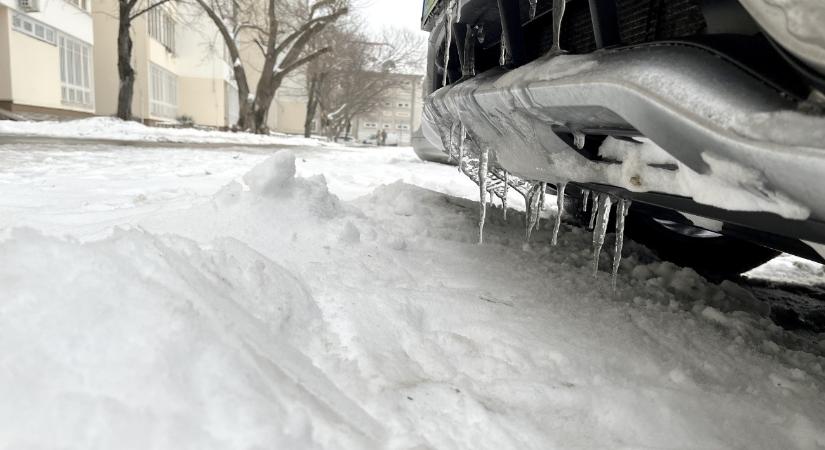 Másodfokú riasztást adtak ki ónos eső miatt