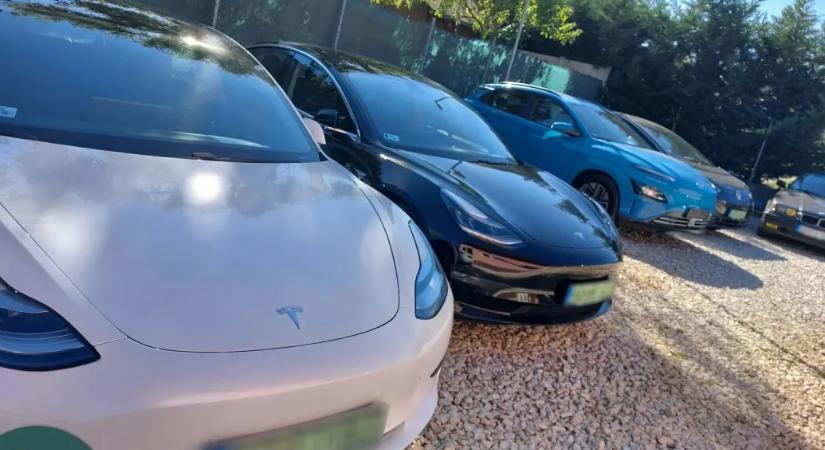 144 millió forint értékben foglalt le használt autókat a NAV