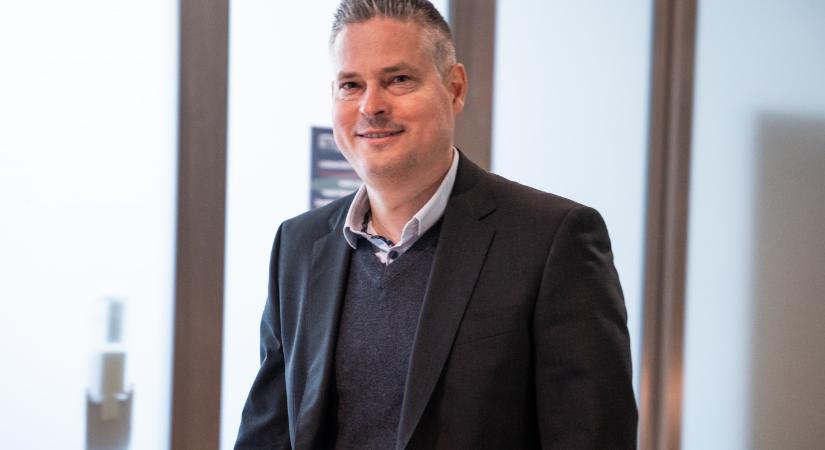 Sára Botond főispán újra bírósághoz fordul, hogy kikényszerítse a főpolgármester-helyettes választást