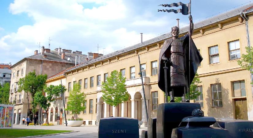 Visszavonja a Dósa nádor téri ingatlanértékesítési pályázatát a Debreceni Vagyonkezelő