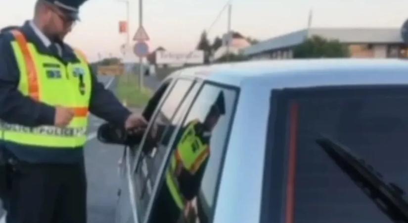 Nem akarta megfújni a szondát, inkább megvesztegette volna a rendőröket egy veszprémi nő