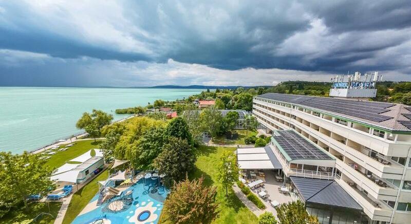 Hotel Marina-Port****, Magyarország – Balatonkenese