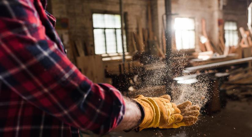 Pénzosztás a cégeknek: minden új dolgozó után milliókat adnak