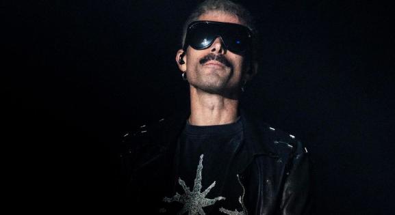 ByeAlex könyvet ír elhunyt édesapjáról