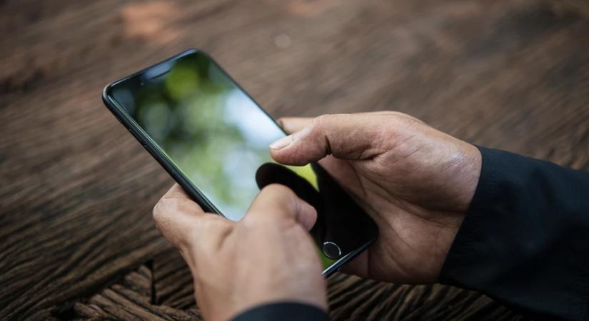 Újabb adathalász SMS terjed: ezúttal a DPD-re hivatkoznak