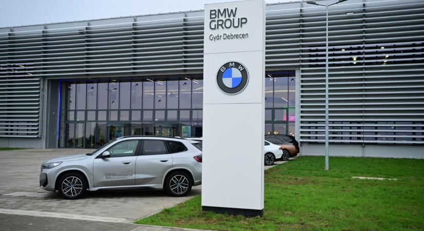 Átütő siker a magyar BMW: új fokozatra kapcsol a debreceni gyár, nem győznek elég iX3-at csinálni
