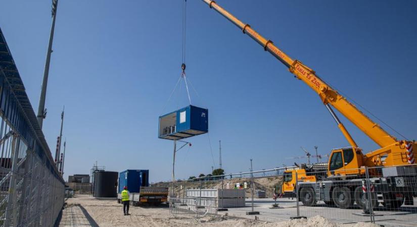 Hatósági zöld lámpa az első betonöntésnek