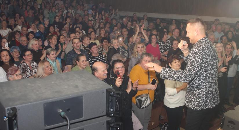 Peter Šrámek rimaszombati koncertje képekben