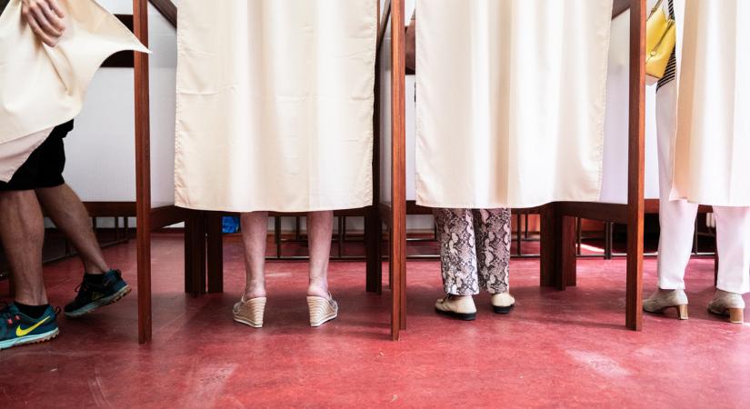 21 Kutatóközpont: nőtt a Tisza és a Fidesz támogatottsága is, a különbség azonban még mindig jelentős