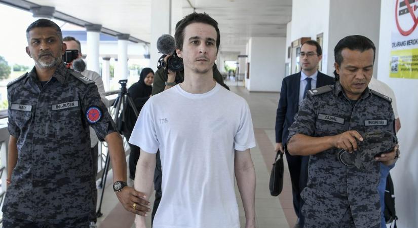 Két és fél év után börtön után mentettek fel egy Malajziában fogva tartott francia férfit