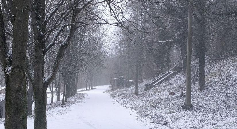 A havazás után ónos eső érkezik, sárga veszélyjelzést adtak ki! (videó)