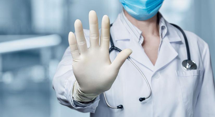 Egy pedagógus betegedett meg, 250 kontaktot szűrnek