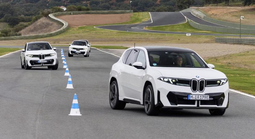 Jöhet a második műszak Debrecenben, elkapkodták a BMW új elektromos kis SUV-ját