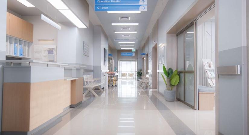 Látogatási tilalmat rendeltek el a kórházban