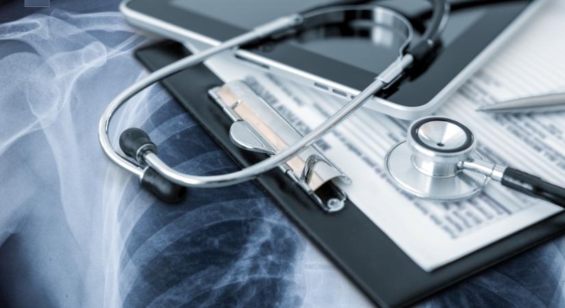 TBC-s pedagógus tanított – most 250 ember élete a tét