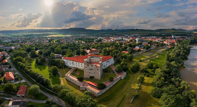 Margaréta Panzió, Magyarország – Sárospatak