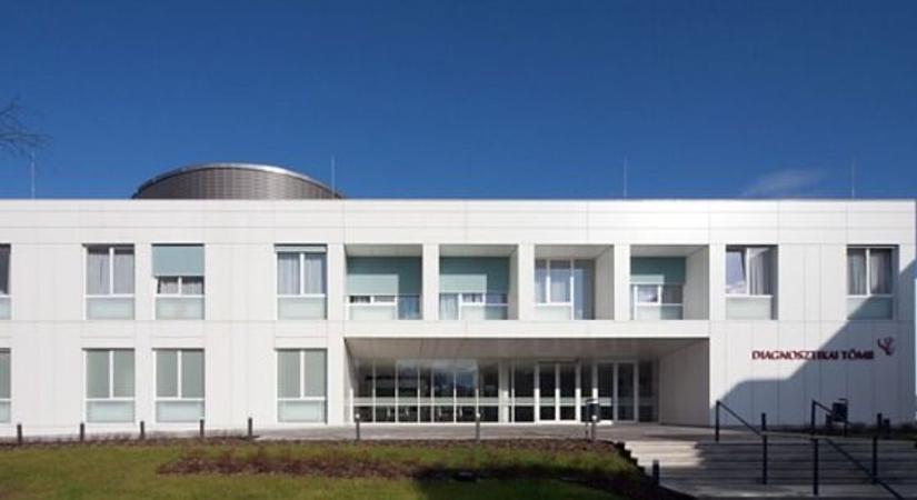 Teljes látogatási tilalmat rendeltek el a soproni kórházban!