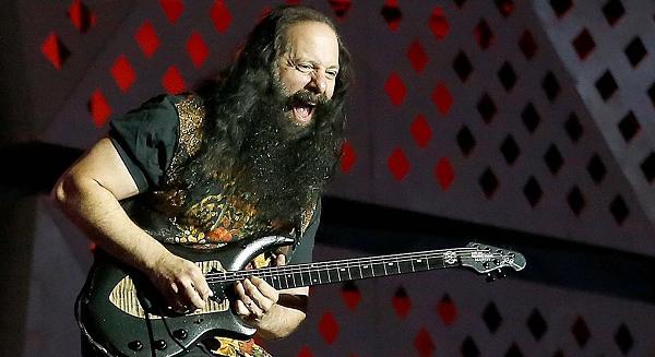 John Petrucci szerint a Dream Theater 'Systematic Chaos' albuma nagyobb figyelmet érdemelne