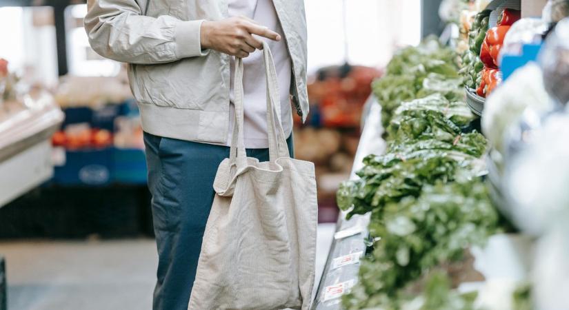 Egyre jobban rátelepszik a bolti lopás réme a brit kiskereskedelemre