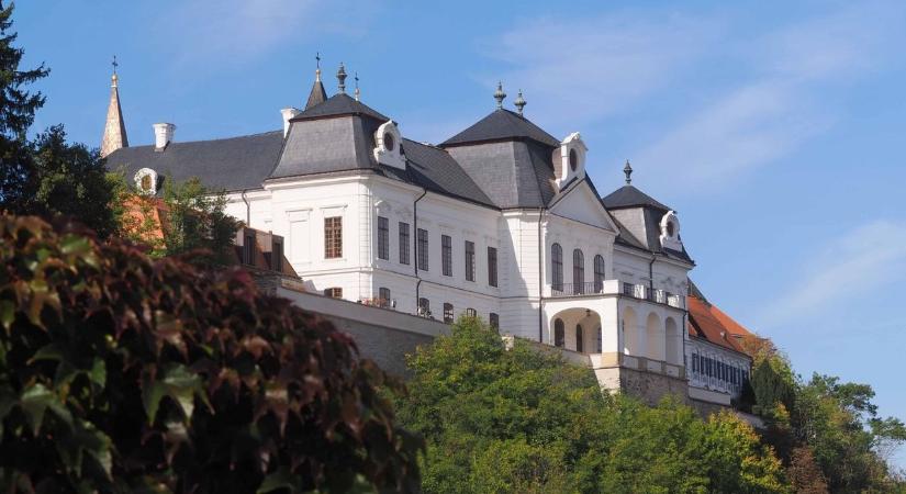 Ezek a részei lesznek látogathatóak a turistaszezonra a veszprémi várnak (galéria)