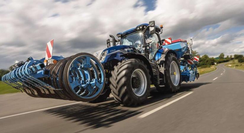 Szűk udvar, nehéz rakomány? Erre talált megoldást a New Holland VIDEÓ